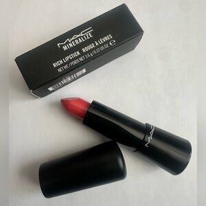 Mac mineralize lipstick